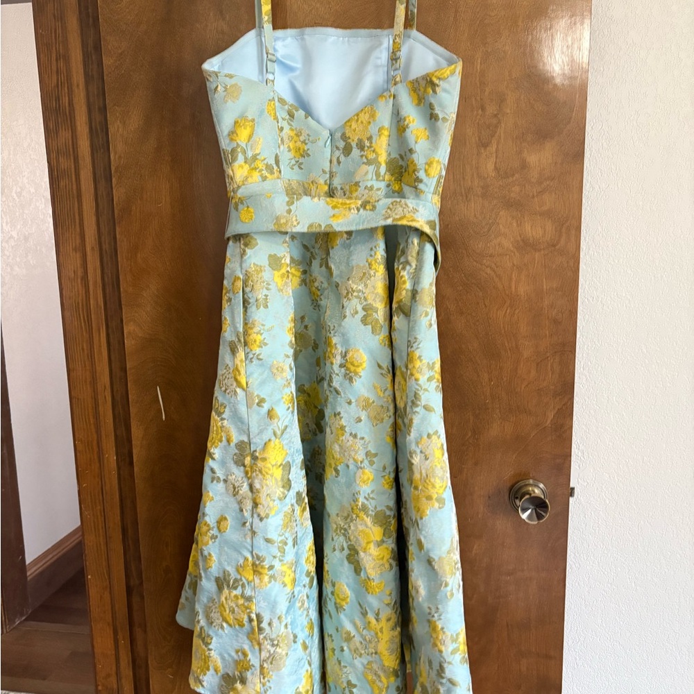 Darling tea dress